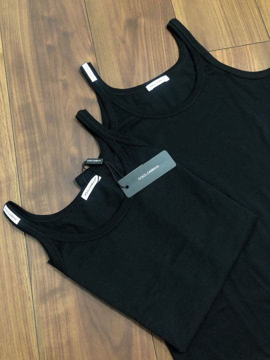 ばちみつばち様専用⭐︎DOLCE&GABBANAキャミソール2枚セット - メルカリ