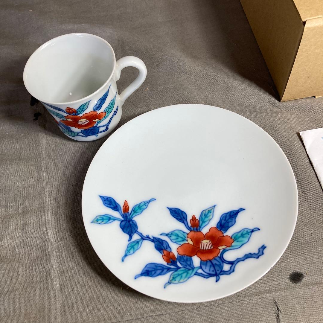 今右衛門】色鍋島の伝統 名窯 人間国宝 十三代今泉今右衛門作 錦椿絵