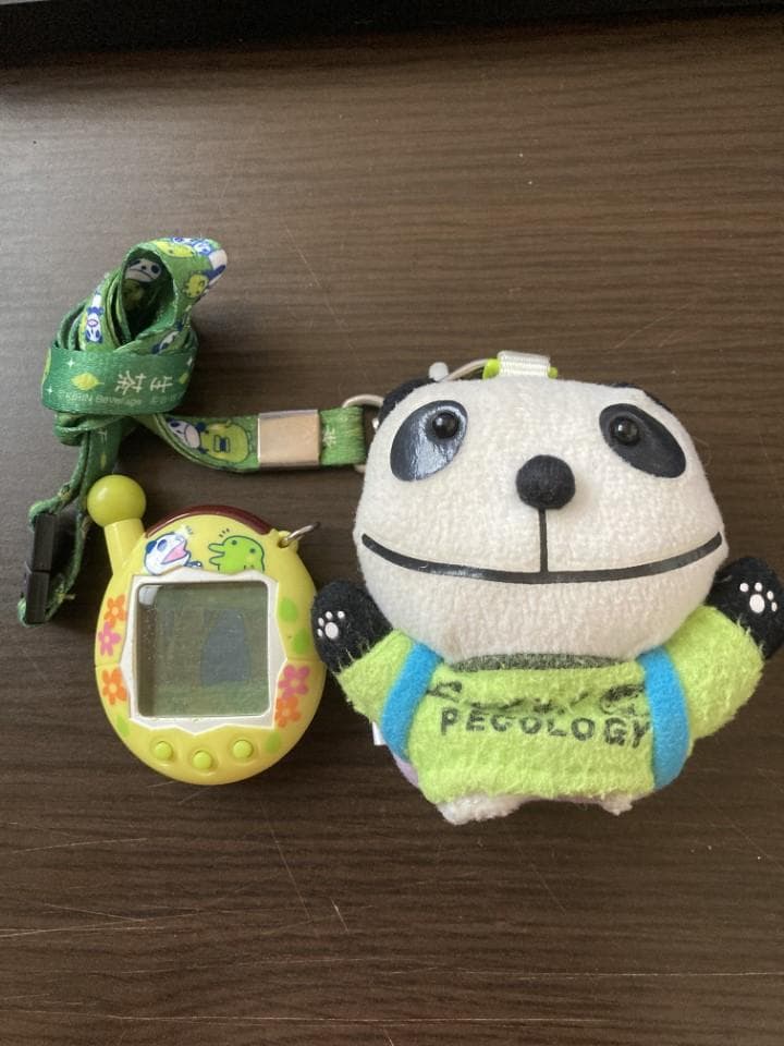 【動作確認済】たまごっち 生茶パンダっち 限定品 生茶コラボ　ストラップ付 即購入◎懸賞/当選/非売品】たまごっち 生茶 生茶パンダ - メルカリ