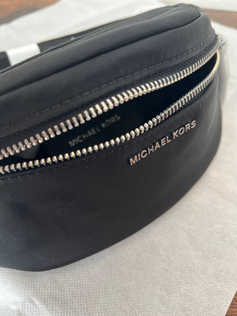 サクラ‼️新品‼️匿名発送‼️すぐに届きます‼️