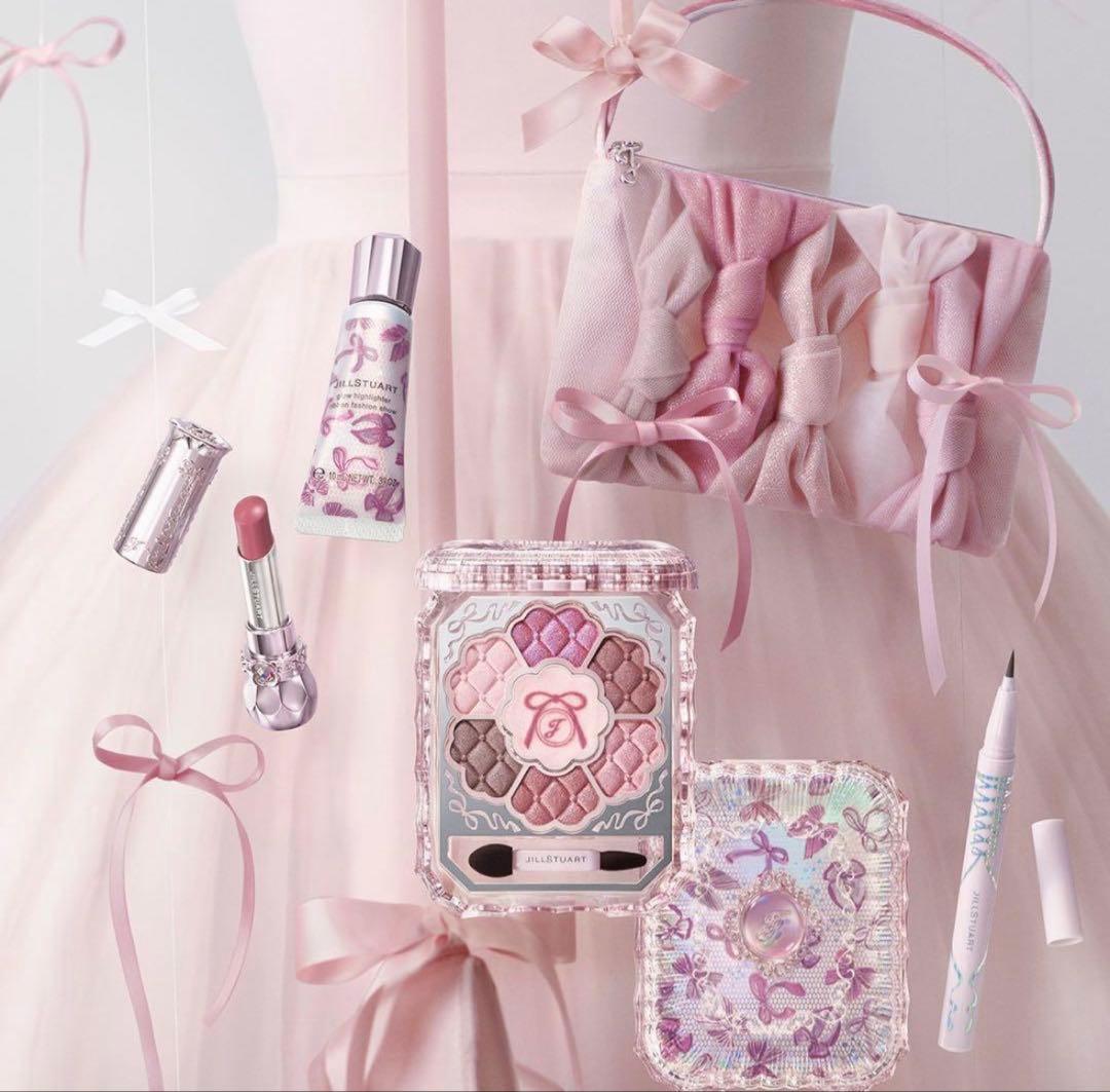 JILLSTUART リボンファッションショー コレクション(クリスマスコフレ) ジルスチュアート ビューティ】ロマンティックな世界へと誘うホリデー