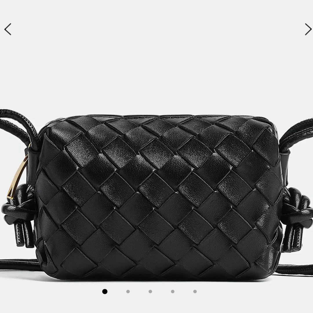 14万→12.5万！美品未使用ボッテガヴェネタ キャンディーループカメラ