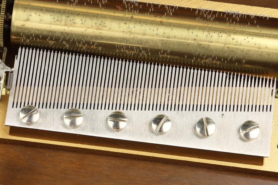 Y2534 リュージュ オルゴール ビバルディ「四季」3曲 72弁 金象嵌 ma