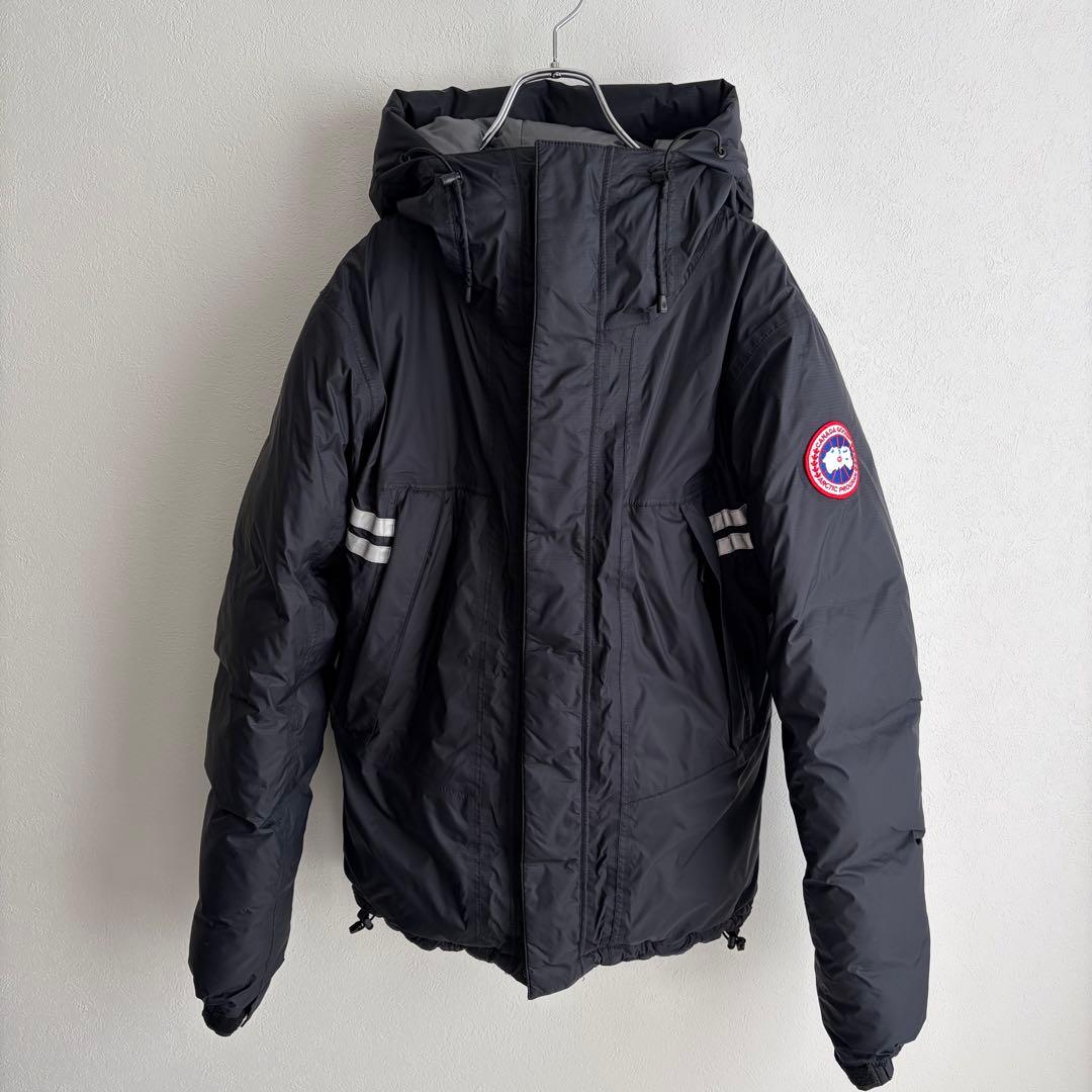 【美品✨希少】カナダグース　マウンテニアジャケット　ダウン　黒　M相当　ダウン カナダグース ダウンジャケット メンズ CANADA GOOSE エクスペ