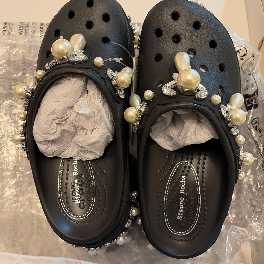 23㎝未着用】シモーネロシャ×クロックス - メルカリ