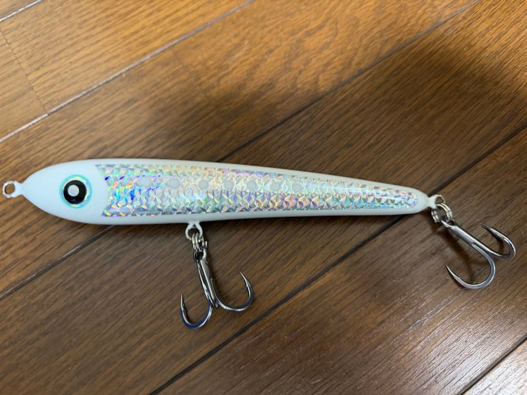 ローカルスタンダード ダイブベイト190 グロー - メルカリ