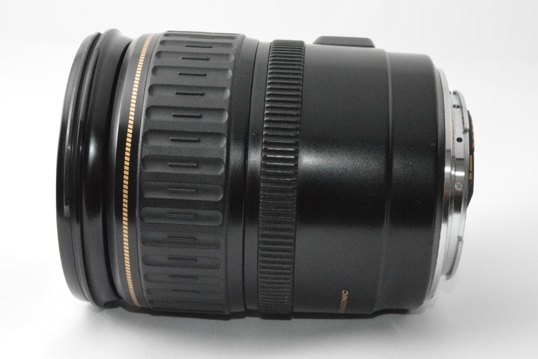 キャノン CANON EF 28-135mm F3.5-5.6 IS USM