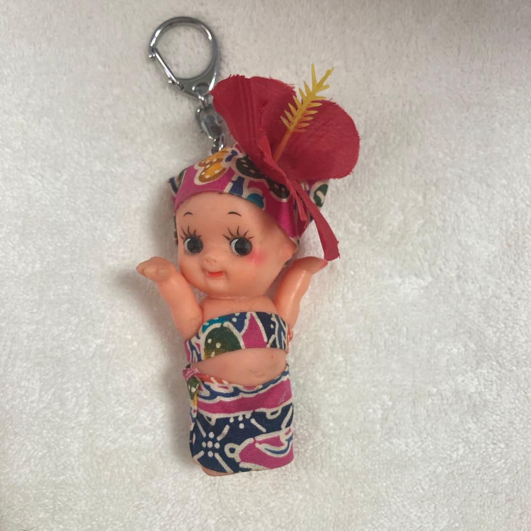 キューピーちゃんキーホルダー 沖縄バージョン - メルカリ