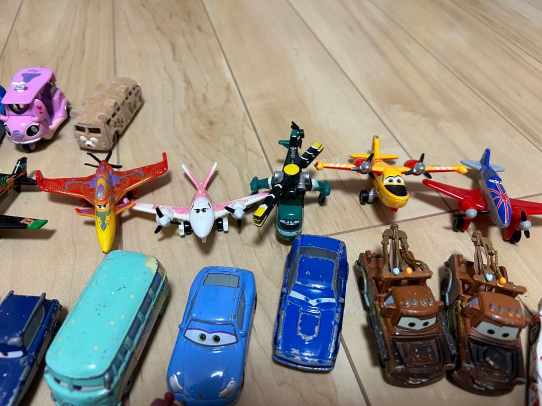 レア！カーズ プレーンズ ディズニー トミカまとめ売り - メルカリ