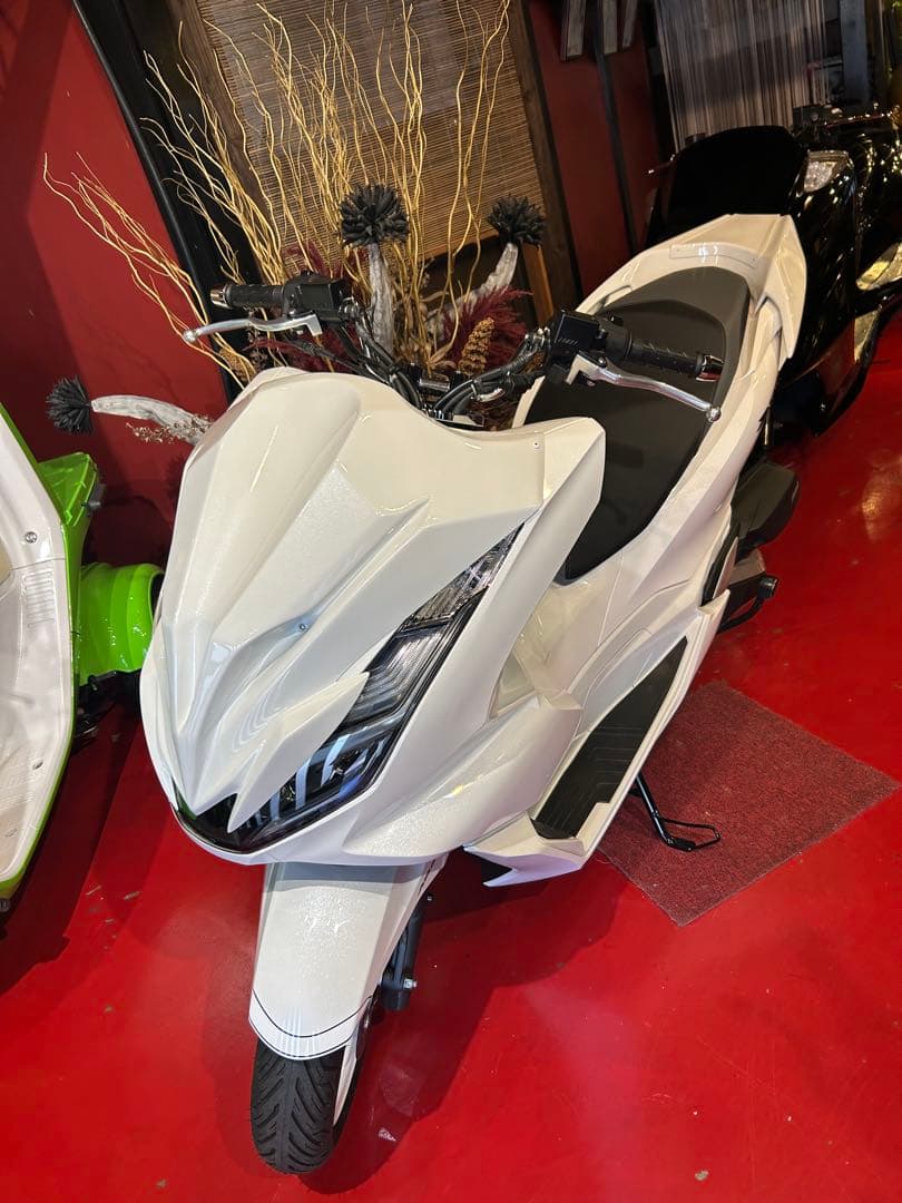 NEWPCXデビルマスク新品JK05.KF47対応カスタムフロントエアロパーツ