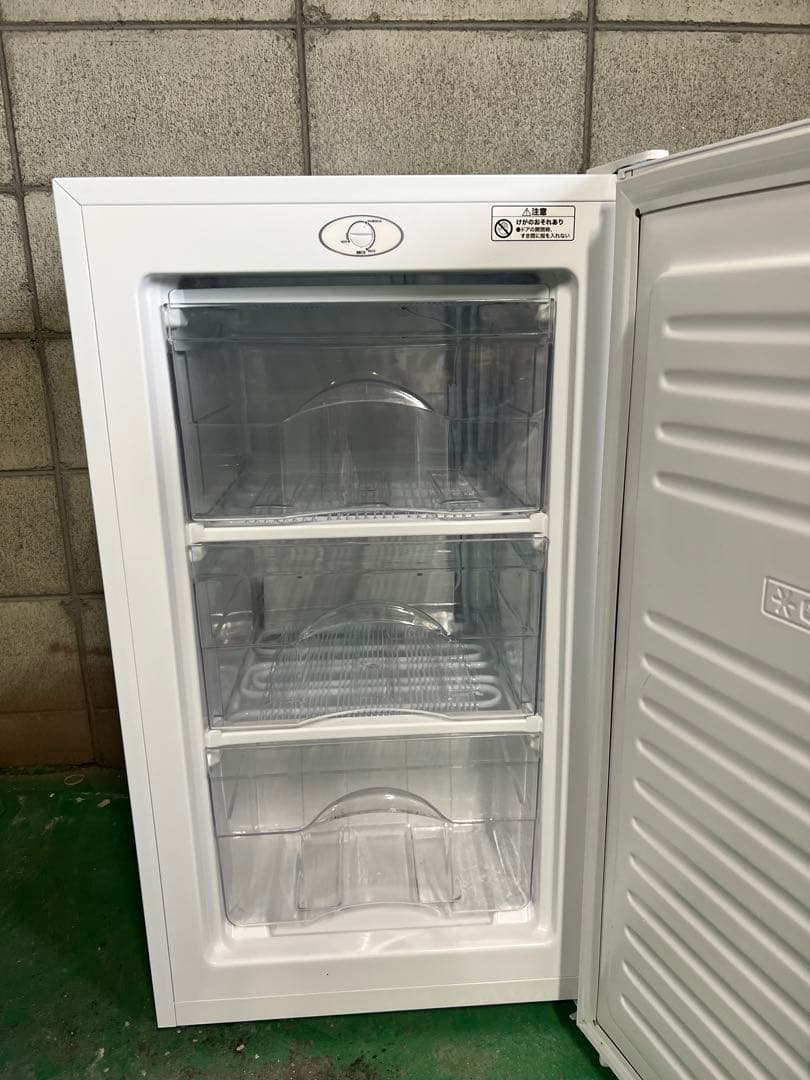 A802♠️配送設置可☑️ノンフロン1ドア冷凍庫2024年製☑️ - メルカリ