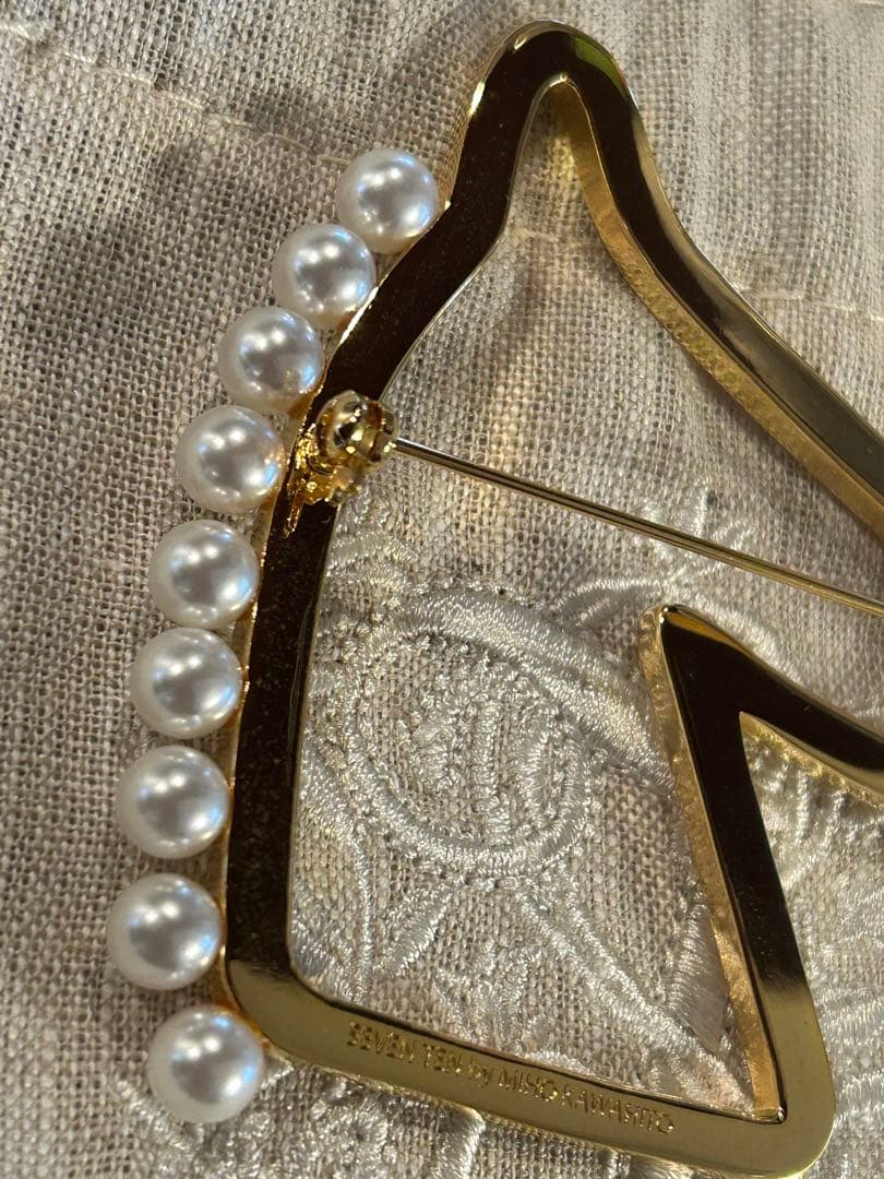 ◇新品未使用◇ セブンテン seventen ホースブローチ お馬さん パール