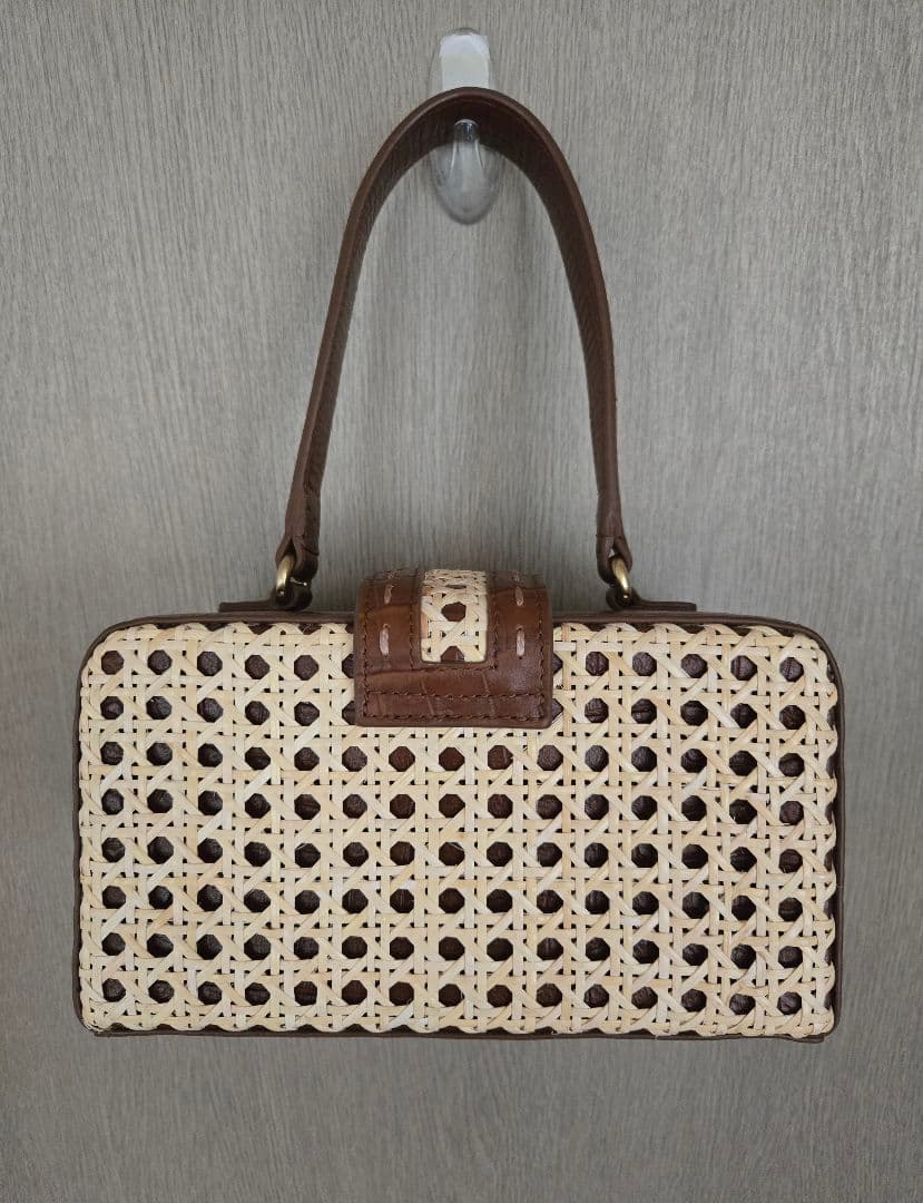 美品 ☆ MEHRY MU メヘリームー 牛革&籐かごバッグ - メルカリ