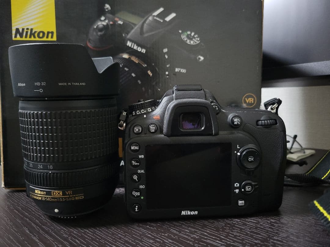 美品】Nikon D7100 VR 18-105mmキット【元箱付き】