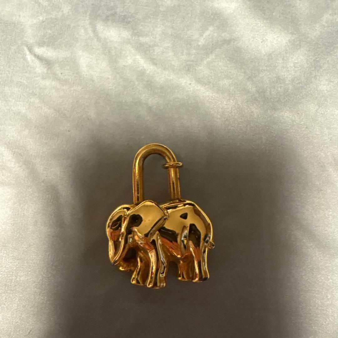 気まぐれセール エルメス チャーム ゾウ 象 エレファント - メルカリ
