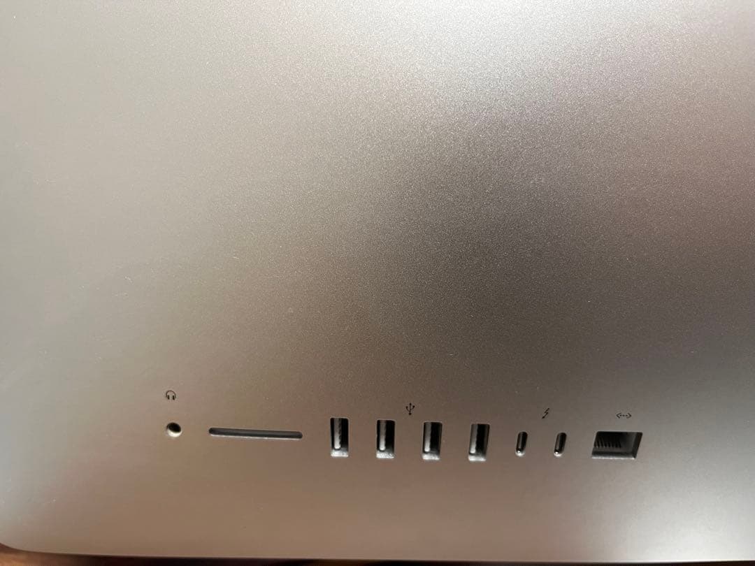 Apple iMac 27インチ 5K 4.2GHz 20GB 512GB