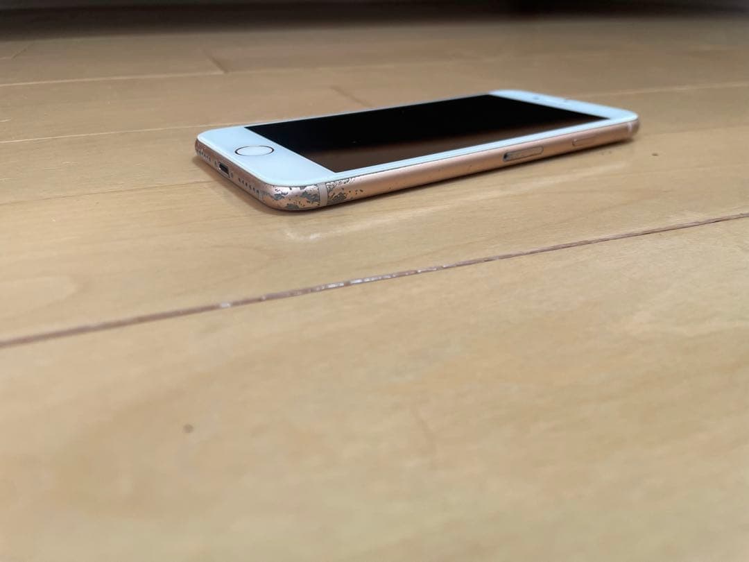 S*）様 iPhone8 64GB機能不良、背面割れあり、専用箱無し本体のみ
