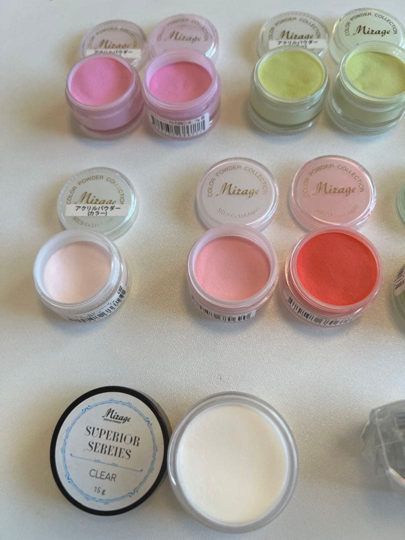 ミラージュ ⭐︎アクリルカラーパウダー ⭐︎クリアパウダー - メルカリ