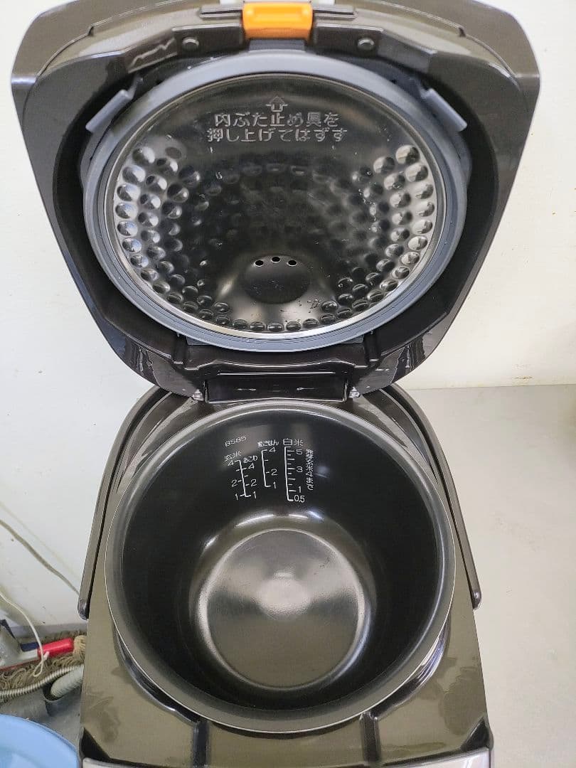 『美品』象印 NW-VN10A IH炊飯器 1.0L シルバー