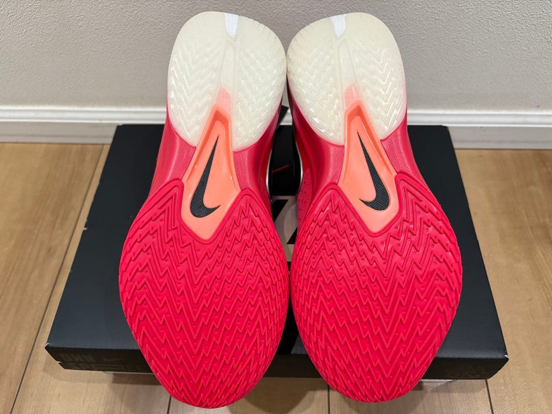 《新品・未使用》NIKE gt カット3 EP 26cm