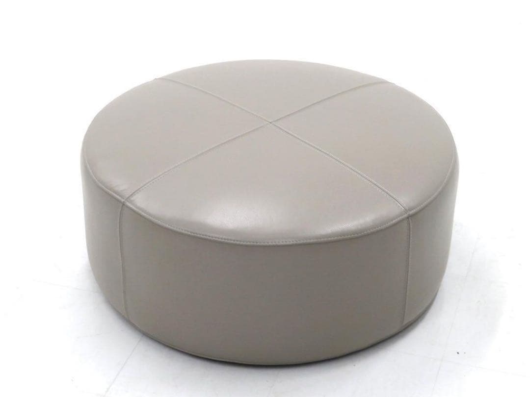 IDC大塚家具　ファブリカ　総本革　レザー　オットマン　スツール FaBBRica（ファブリカ）スツール「FA-5241」革#FA-J 722A トープ色