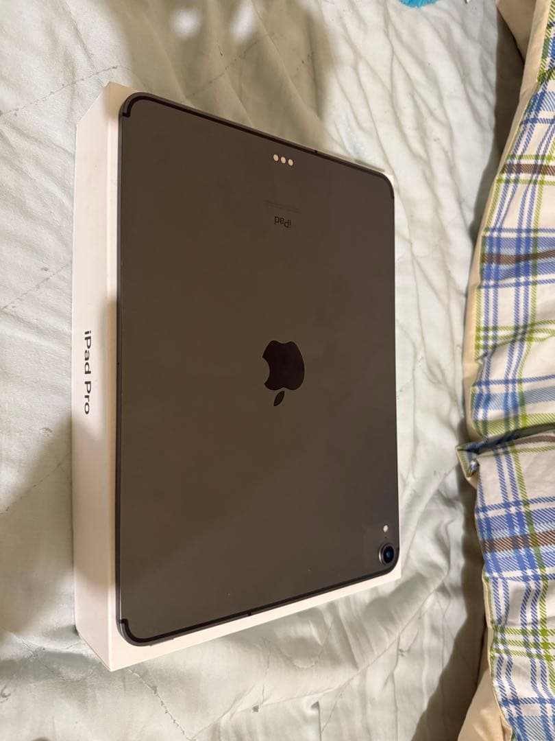 iPad Pro 11インチ 2018 スペースグレー SiMフリー版