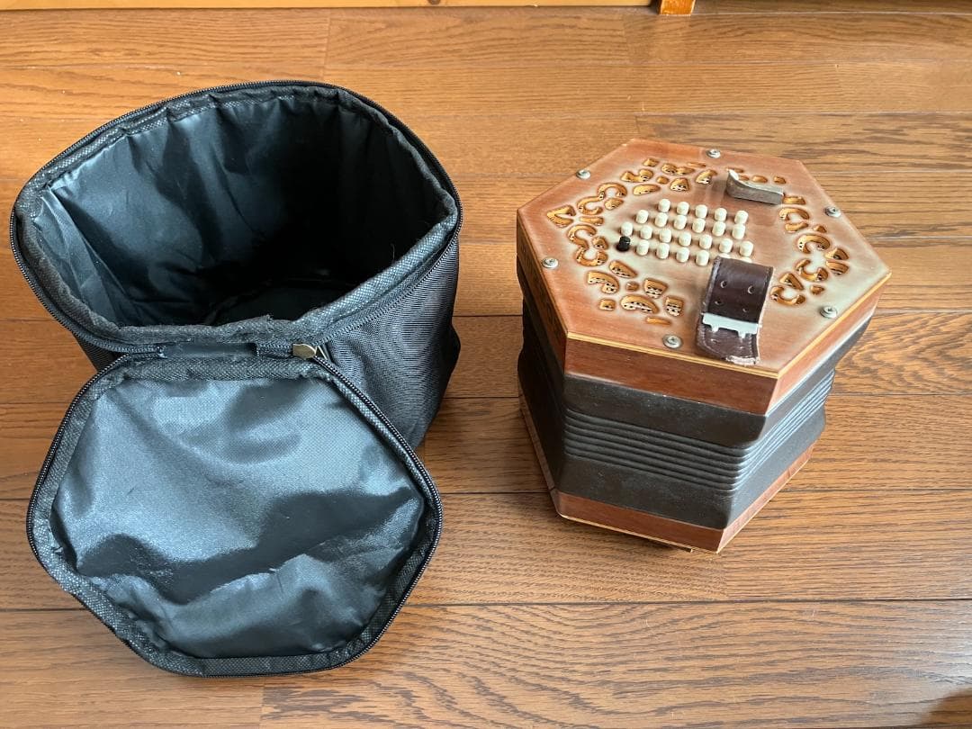 Hohner イングリッシュ・コンサーティーナ 48ボタン Treble - メルカリ