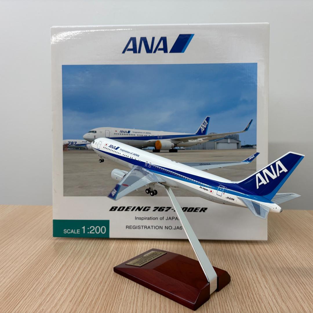 《激レア》ANA BOING 767-300ER JA619A 1:200