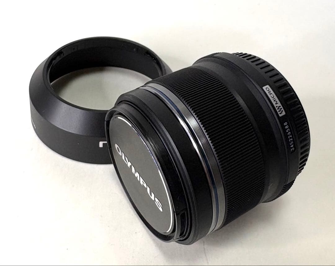 OLYMPUS オリンパス M.ZUIKO DIGITAL 25mm F1.8 Amazon.com : OM SYSTEM Olympus M.Zuiko Digital 25mm F1.8 Silver