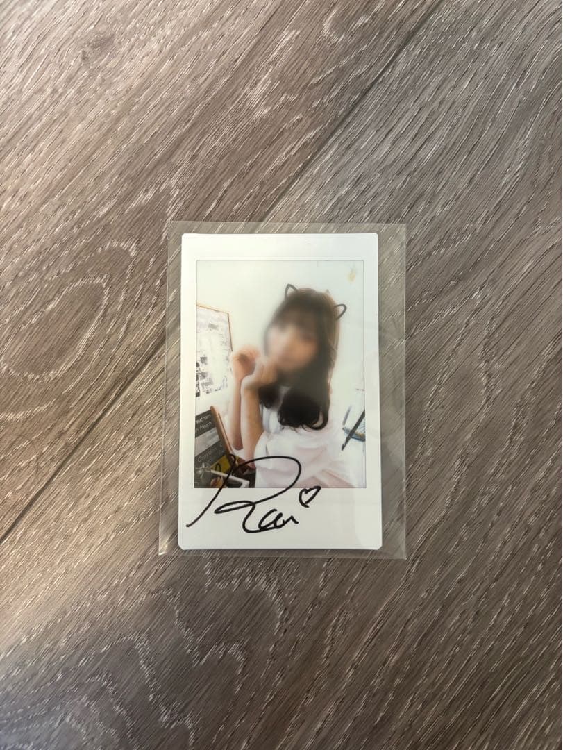 激レア品】実熊瑠琉 みくまるる 直筆サイン入りチェキ (Instax) - メルカリ
