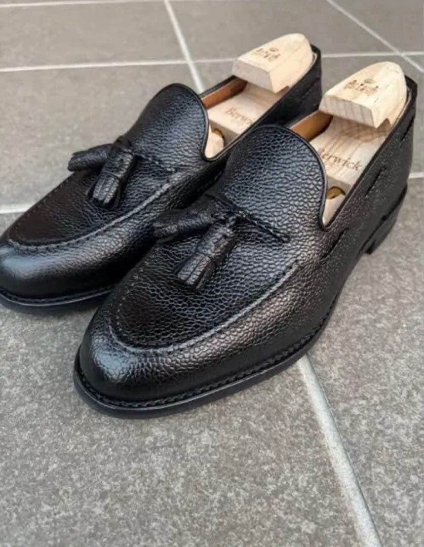 Berwick タッセルローファー UK7.5 4340CCDA BK シボ革 - メルカリ