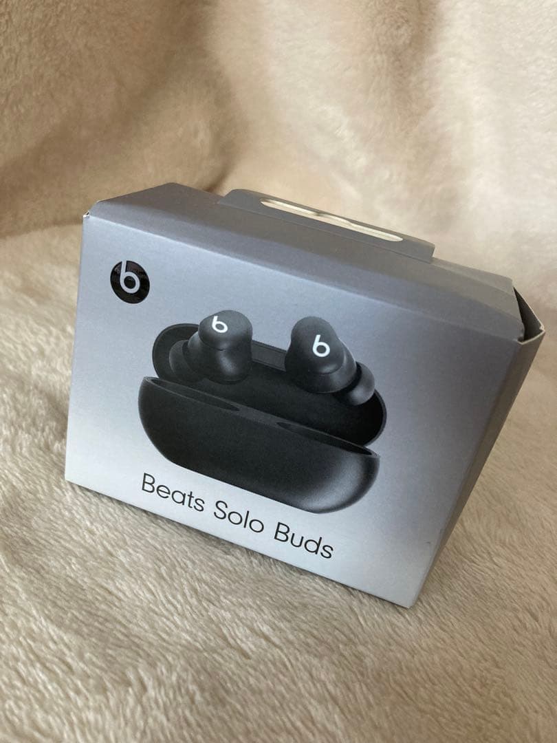 イ）未開封Beats Solo Buds ブラック