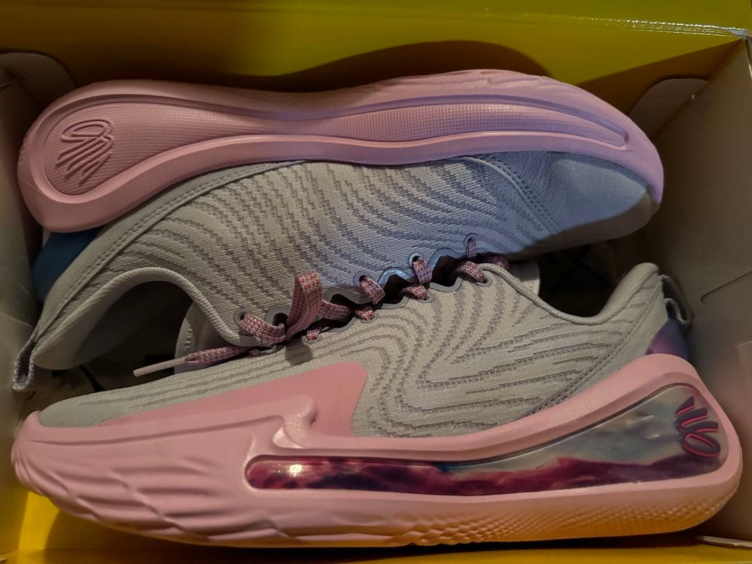 海外カラー国内未販売カリー12 CURRY ピンク 26.5cm 最安値 - メルカリ