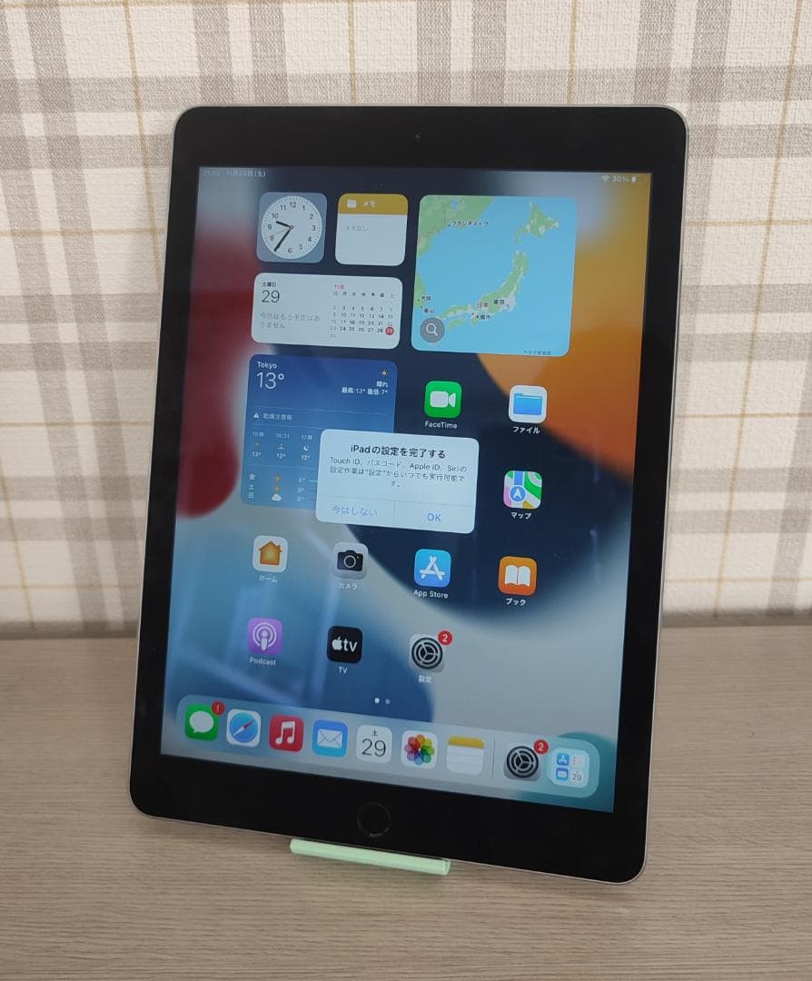 美品 iPad Air2 A1556 128GB シルバー Apple iPad Air 2 Wi-Fiモデル 128GB MGTY2J/A [シルバー] 価格比較