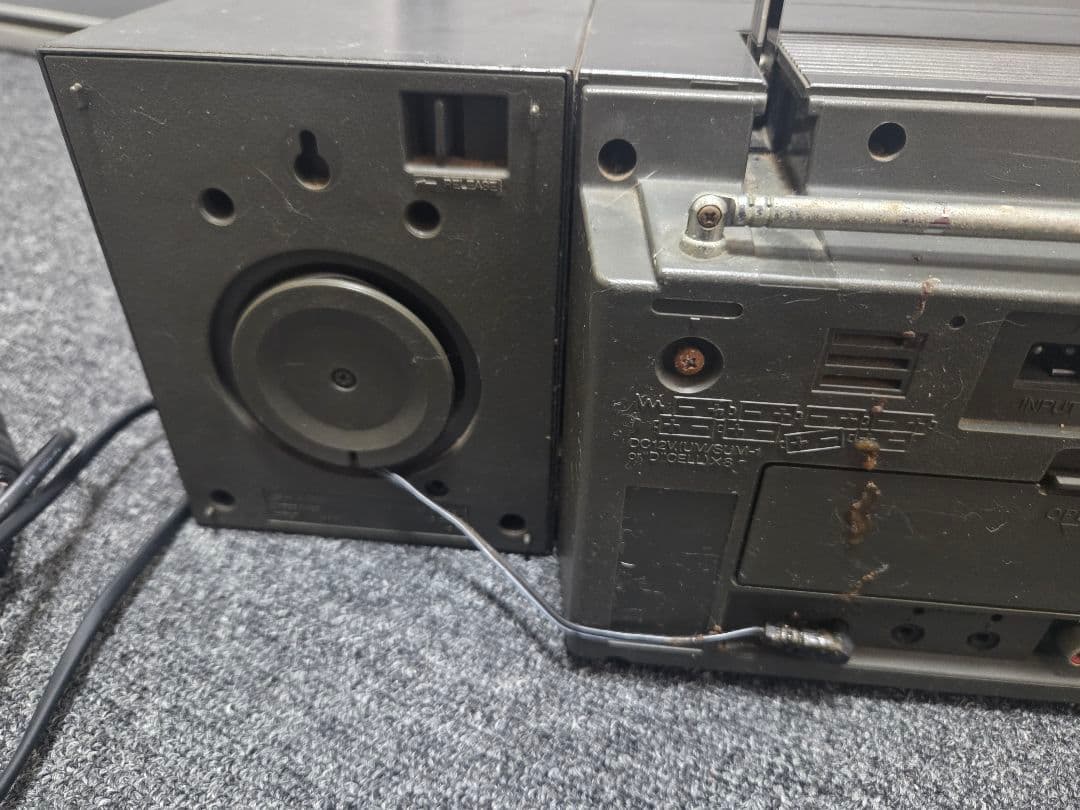 ☆ジャンク☆SHARP QT-88 ダブルカセットラジカセ 昭和レトロ - メルカリ