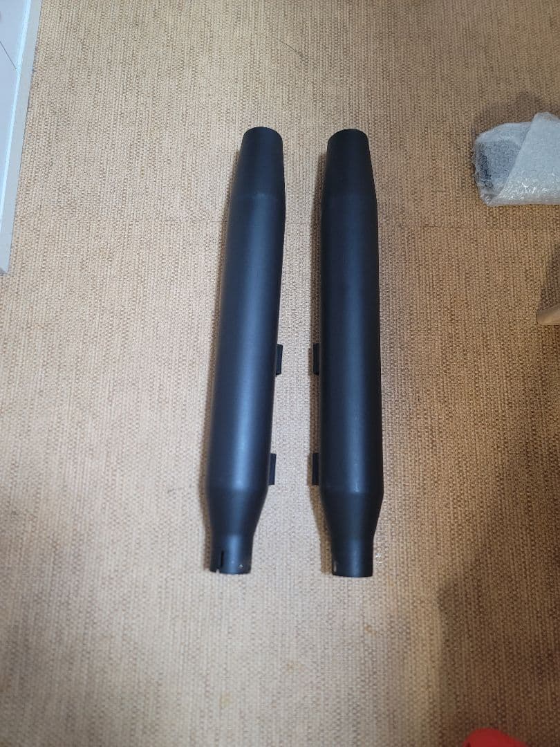 最終価格　ハーレー　マフラー　FXCW　FXCWC　FXSB　FXSE ソフテイルFLSTC, FXST(B,C), FXSB(SE), FXCW(C), FLSTSE用マフラー