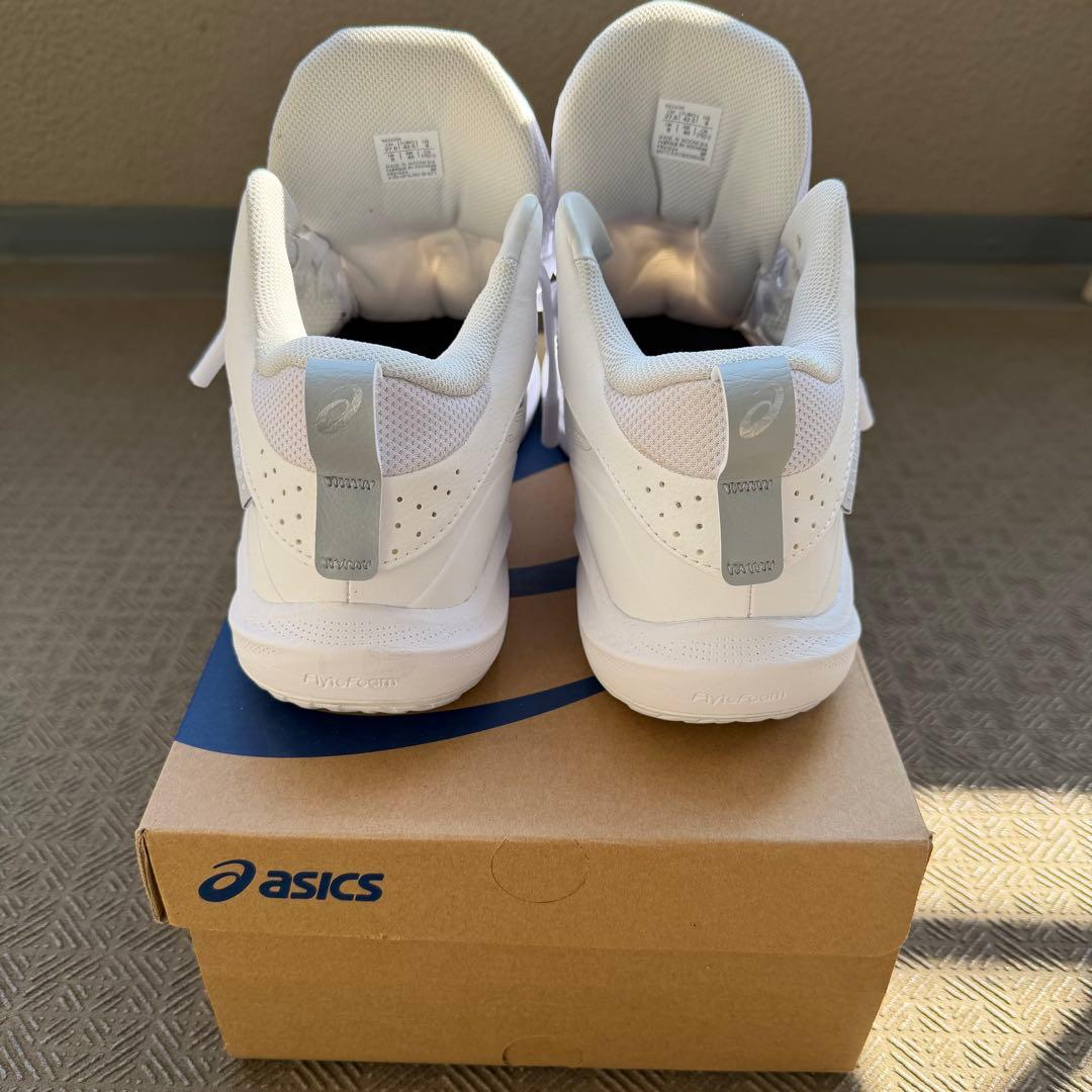 ASICS GELHOOP V17 27.0cm ホワイト