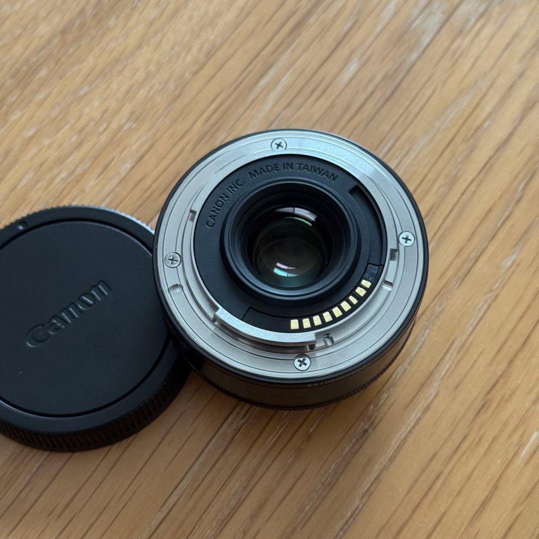 山*田様 《最終値下げ》 Canon EOS kiss M2 ホワイト レンズ2