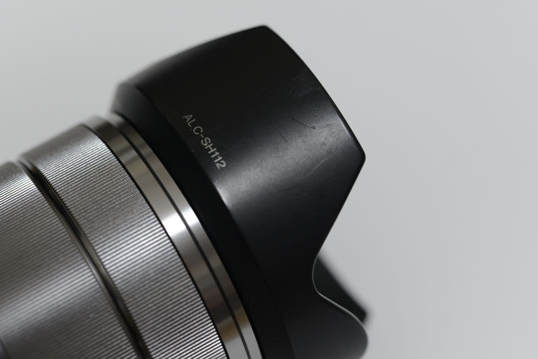 SONY E 18-55mm F3.5-5.6 OSS ズームレンズ