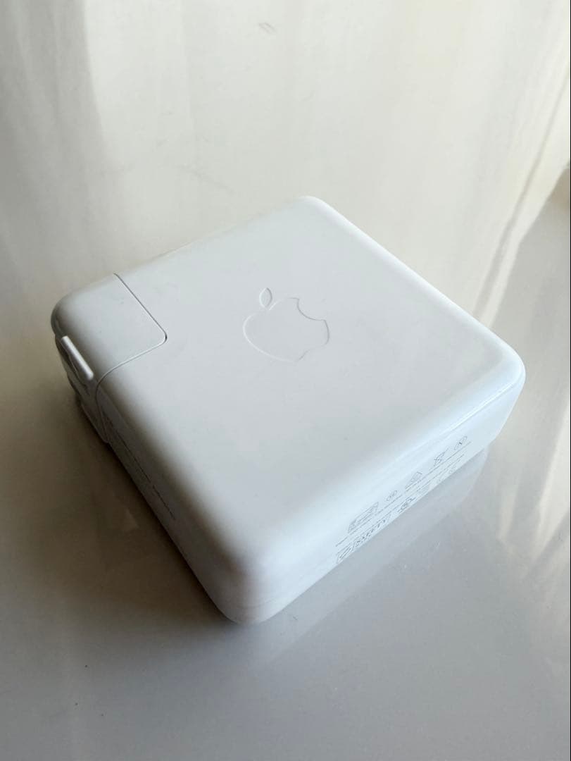 MacBook本体 Macbook pro 2019 15inch 16GB 2.4GHz 9i