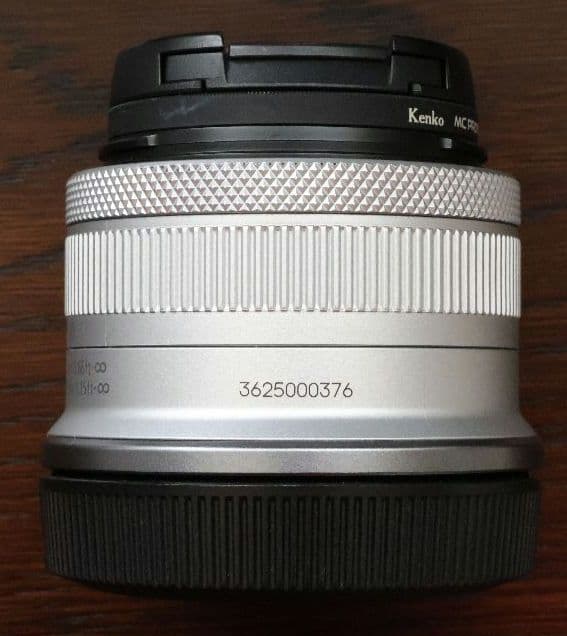 Canon RF-S18-45mm F4.5-6.3 IS STM　シルバー