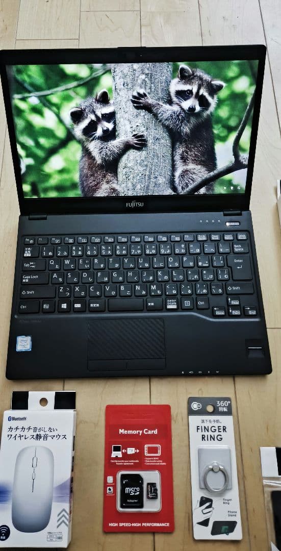 Windowsノート本体 Fujitsu Lifebook i7 / 2.512TB SSD /20GB