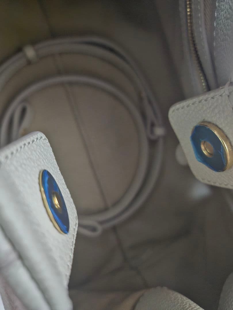 メルカリ便送料込】ポレーヌ ヌメロ ナンバーナイン 白 ホワイト