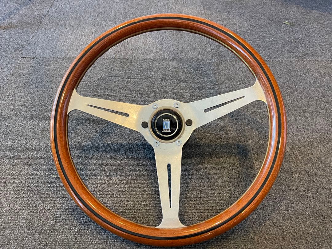 NARDI CLASSICWOOD ナルディハンドル ステアリングボス付き - メルカリ