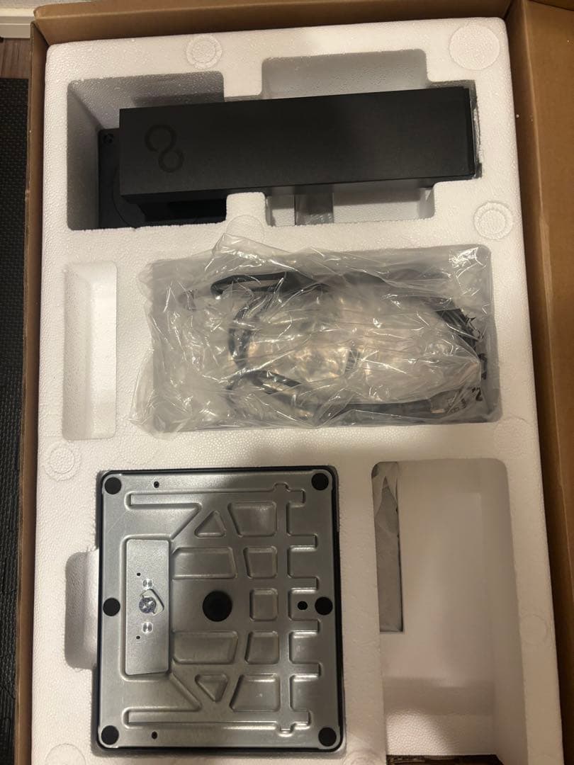 FUJITSU 富士通 VTF2401 LED ディスプレイモニター パソコンの通販