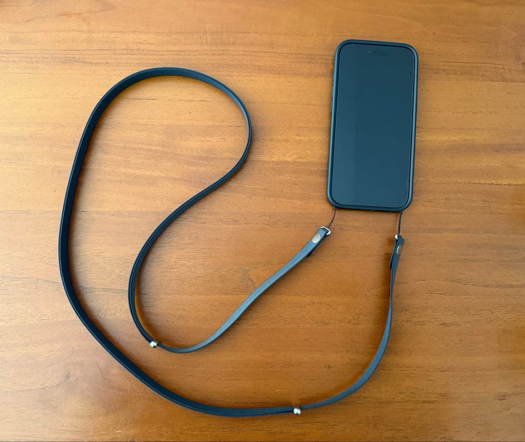 iPhone air ブラック256 SIMフリー　バンパー　ストラップ　セット iPhone Airバンパー - ブラック - Apple（日本）