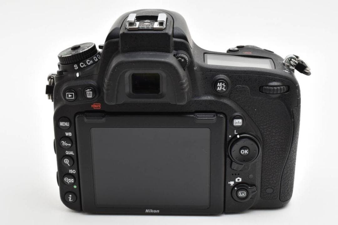 ★良品★《ショット数8,458回 》Nikon D750 ボディ #749U