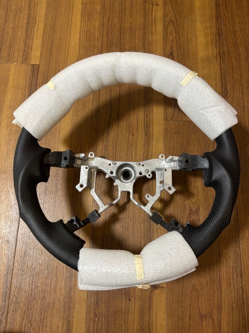 トヨタ　200系 ハイエース　4.5.6.7.8.型　ハンドル