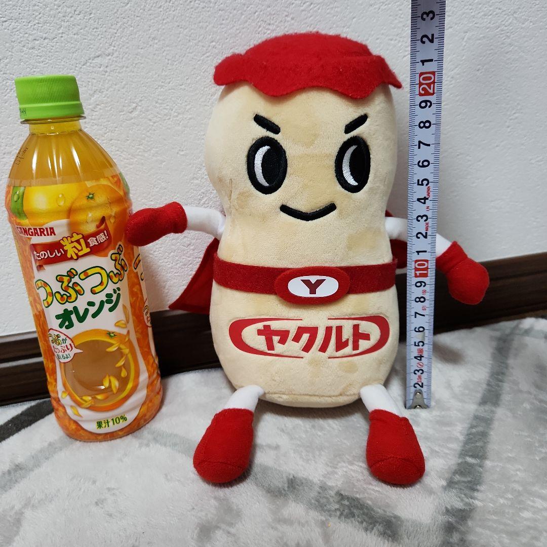 値下げしました！ ヤクルトマン ぬいぐるみ - メルカリ