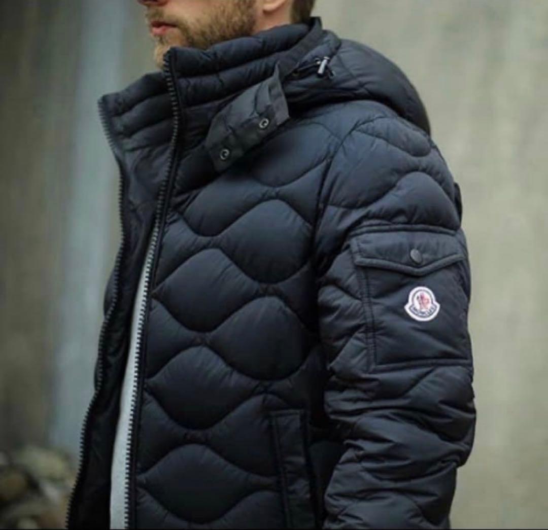 てるいち様専用】モンクレール ダウンジャケットMORANDIERES - メルカリ